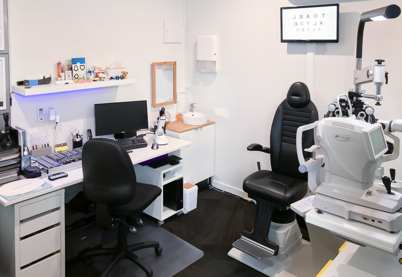 #2547- Northern Genesee County, Michigan – Opticianry for Sale